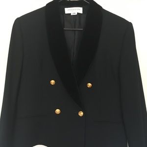 Jones NY Size 12 P  Basic Black Blazer for Winter-